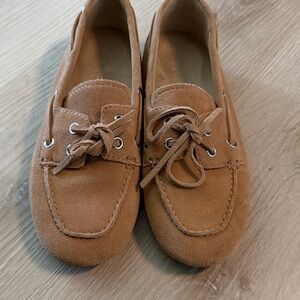 Marc fisher suede boat shoes